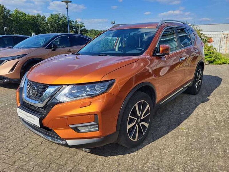 Nissan X-Trail TEKNA AUTOMATK 4X4 AHK LEDER 360°KAMERA