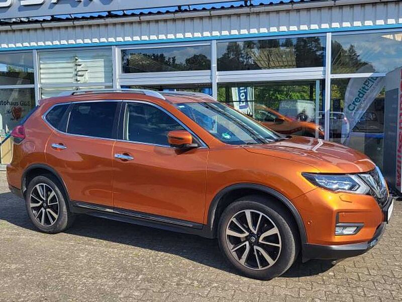 Nissan X-Trail TEKNA AUTOMATK 4X4 AHK LEDER 360°KAMERA