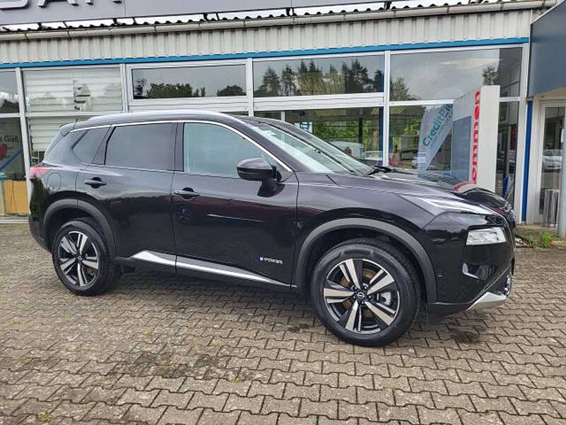 Nissan X-Trail E-POWER E-4ORCE 4X4 TEKNA EINPARKASSISTENT