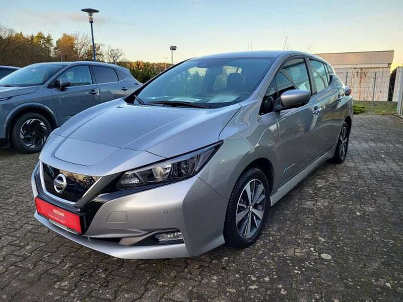 Nissan Leaf ACENTA SITZHEIZUNG NAVI 360° KAMERA