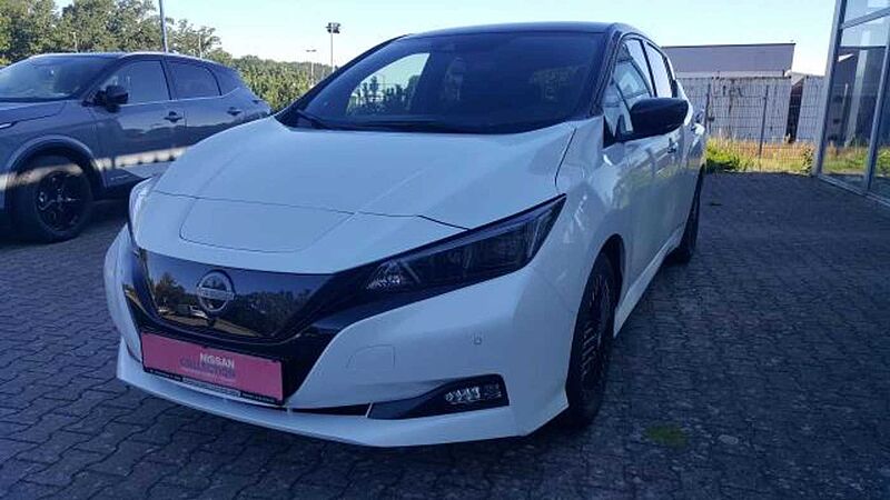 Nissan Leaf N-CONNECTA SHZ NAVI 360° LED 40KWH