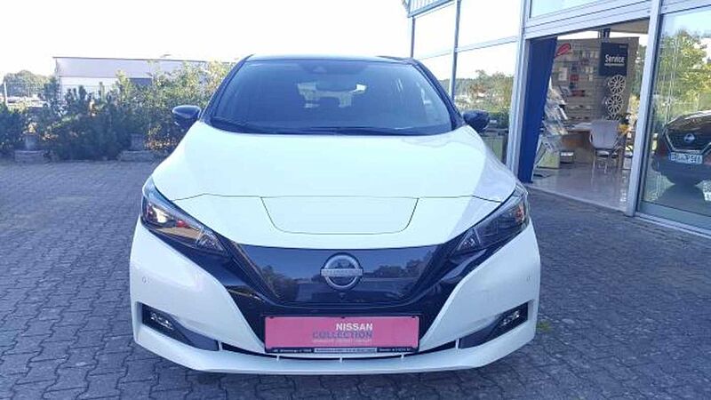 Nissan Leaf N-CONNECTA SHZ NAVI 360° LED 40KWH